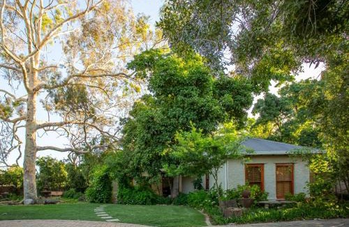 Oudtshoorn Apartment | Columbia