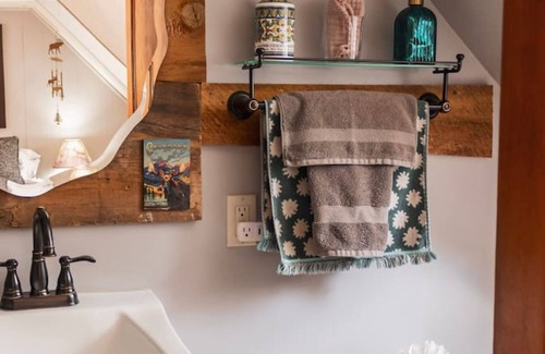 Silverton Apartment | Columbine Lodge-4br Mountain Retreat Near Durango