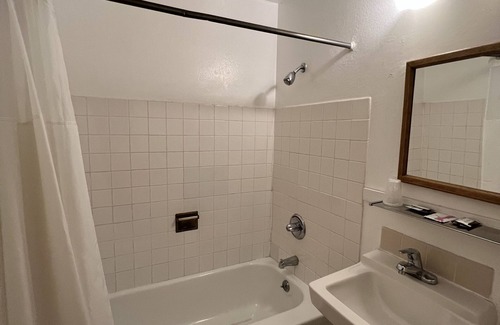 Seattle Hotel | Columbus Motor Inn