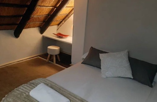 Nelspruit Apartment | Columbus Rock Unit 3 - No Loadshedding