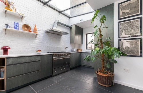 Colville Apartment | Colville Terrace IV by onefinestay
