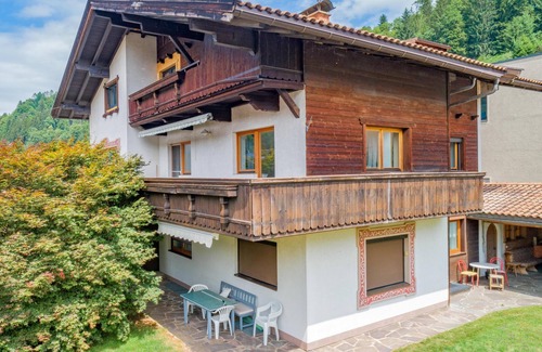 Hopfgarten Markt Apartment | Combinable apartment at only 1.3 km to the ski lift