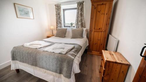 Widemouth Bay House | Combination of 2 Lovely Coastal Cottages nr Bude