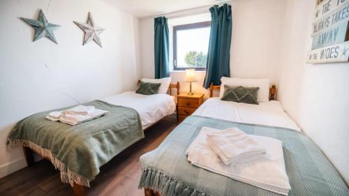 Widemouth Bay House | Combination of 2 Lovely Coastal Cottages nr Bude