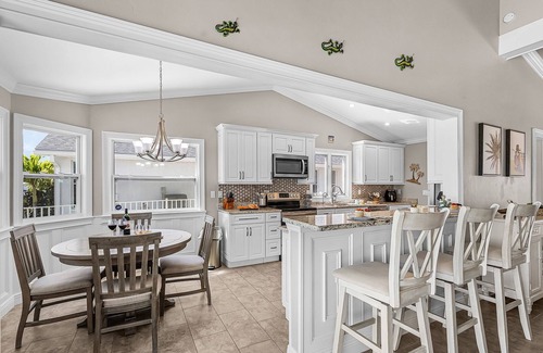 Caloosahatchee House | Combined Fun & Luxury at Epic Coastal Retreat - The Grand Riviera - Roelens