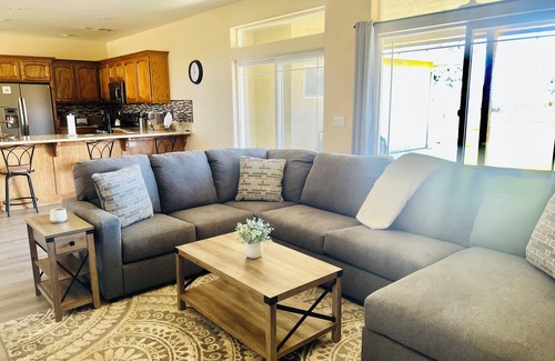 Tehachapi House | Come and enjoy our Golden Mountain Retreat!