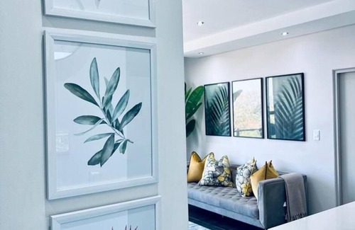 Bedfordview Apartment | Come and enjoy our luxurious place every visit has a story to tell