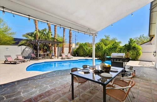 Tempe House | Come as you are with free Heated Pool!