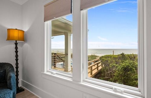 Emerald Isle House | Come Away – Brand New 5BR Oceanfront, Sleeps 10, Private Pool, Dog Friendly