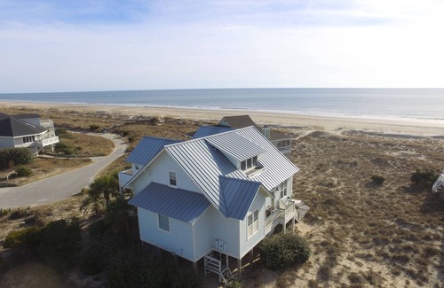South Beach House | Come Back Home Oceanfront 5 Br 4 Ba 5 Star Amenities Pet Friendly Both Clubs
