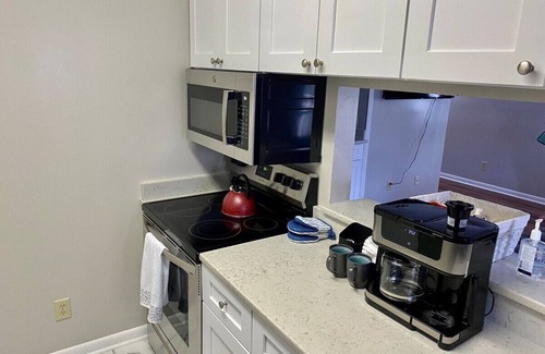 Calabash Condo | Come Cozy Up At This Calabash Gem! Mid-Term Renters Welcome!