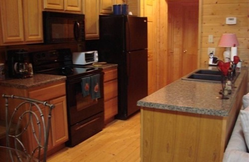 Murphy Cabin | Come Enjoy The Mountains In Your Own 3 Bedroom Real Log Cabin!