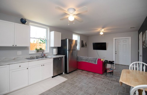 St. Petersburg - Clearwater House | Come enjoy this unique Mother In-Law Suite