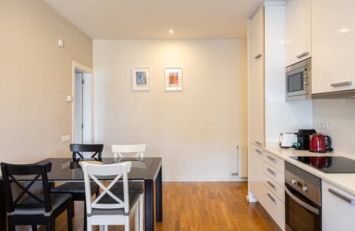 La Maternitat i Sant Ramon Apartment | Come enjoy the real Barcelona experience!