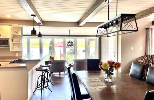 Quinte West Cottage | Come Escape to the Water’s Edge Hideaway!