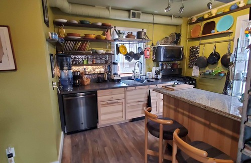Frederick House | Come Home to Style & Comfort, Historic District Home, It's all here! for 6, OSP