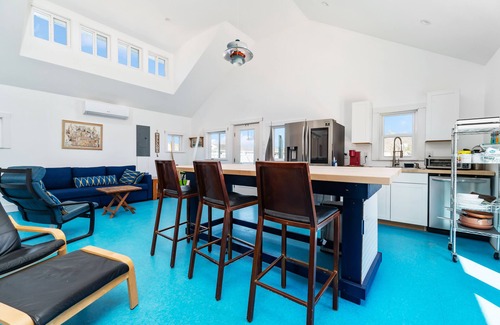 Minnesott Beach Cottage | Come relax at Pelican Watch