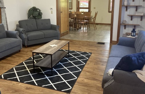 Geneva Other | Come relax at Seneca’s Charm! A gem in the Finger Lakes!