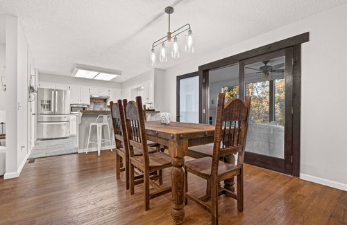 Bella Vista House | ★Come. Sit. Stay. Play.★ ☼SUNROOM☼ ♥MTB GOLF LAKE♥