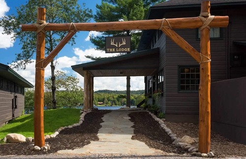 Eagle Bay Condo | Come stay at Great Pines for amazing views!