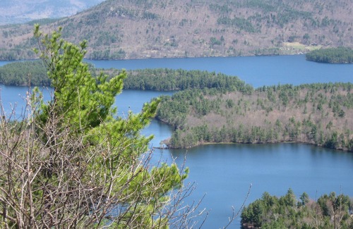 Plymouth Resort | Come visit New Hampshire lakes, mountains and hike, swim, and golf.