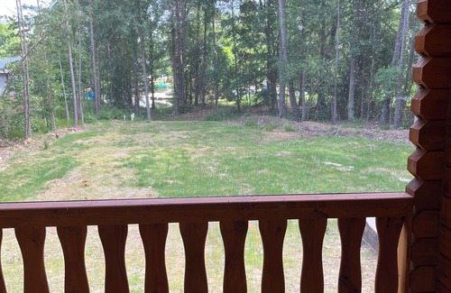 Newberry Shores House | Comfee Cozee Cabin on the Covee-Lakefront ! Kayaks! nSleeps 4