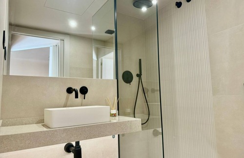 Santa Coloma de Gramenet Apartment | Comfortable and stylish apartment.2B