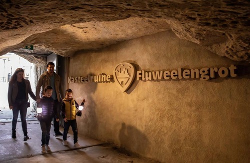 Municipality of Valkenburg aan de Geul Apartment | Comfort 2-person apartment in the holiday park Landal Kasteeldomein De Cauberg