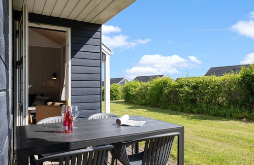 Ranum House | Comfort 4+2 person bungalow in the holiday park Landal Rønbjerg