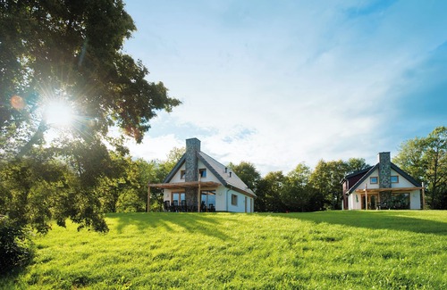 Kell am See House | Comfort 6-person bungalow in the holiday park Landal Hochwald