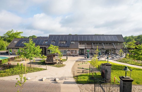 Witteveen House | Comfort 6-person bungalow in the holiday park Landal Orveltermarke