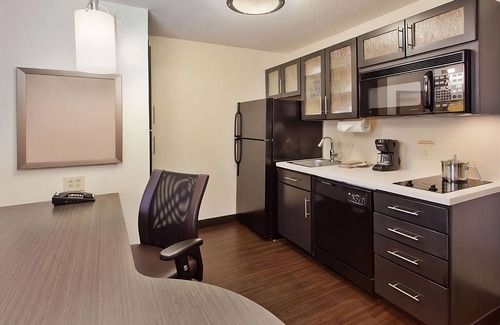 Somerset Hotel | Comfort and Convenience! 4 Pet-friendly units to enjoy. Near Billy Bob's Texas!