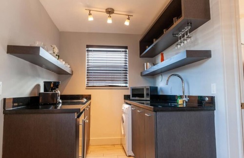 North Beach Apartment | Comfort and Convenience! 2 Relaxing Units, Onsite Pool, Courtyard, Kitchenette