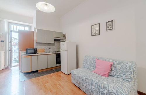 San Donato Apartment | Comfort and Style in Turin: 800m from Parco Dora