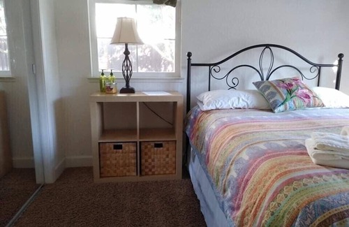 Vacaville House | Comfort and Style Private Queen bedroom.