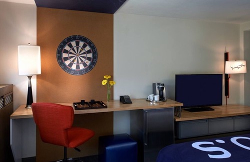 Fisherman's Wharf Hotel | Comfort and Wellness at Zephyr | Balcony with View, Near Attractions