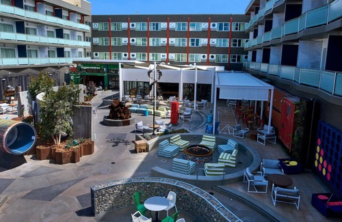 Fisherman's Wharf Hotel | Comfort and Wellness at Zephyr | Balcony with View, Near Attractions