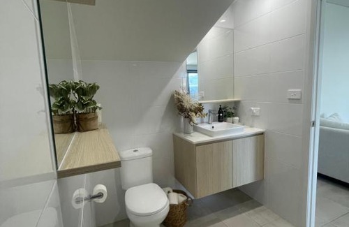 Shell Cove House | Comfort at Waterfront Precinct