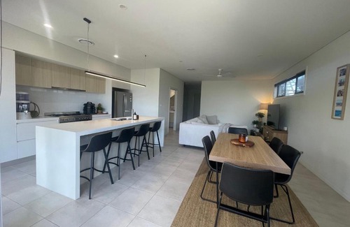 Shell Cove House | Comfort at Waterfront Precinct