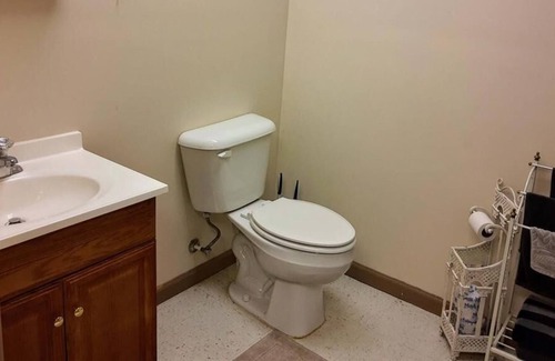 Huntertown Apartment | Comfort awaits you in this 1 bedroom apartment