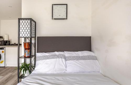 Singlewell Apartment | Comfort Cabin Gravesend