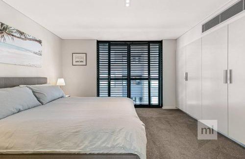 Crows Nest Apartment | Comfort & Classic in Crows Nest