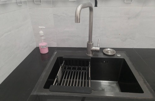 Andiambalama Apartment | Comfort Close to Colombo Airport”