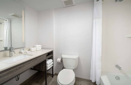 Brickell Hotel | Comfort & Convenience 2 Pet-Friendly Units!