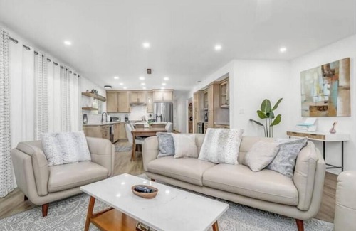 Fresno House | Comfort & Convenience: Chef's Kitchen Edition