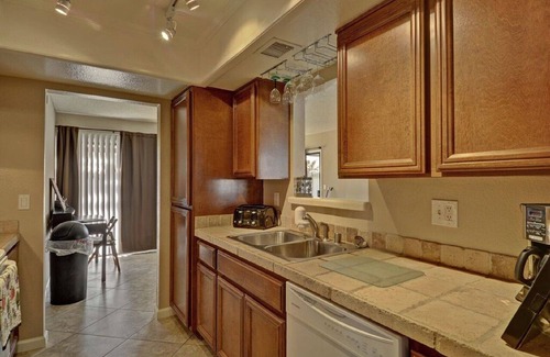 Deer Valley House | Comfort & Convenience in North Phoenix