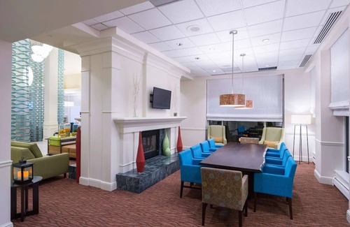 Hopelawn Hotel | Comfort & Convenience near Rutgers University | Free Wi-Fi, Free Parking & Pool