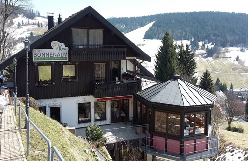 Todtnauberg Apartment | Comfort double room, 26sqm, shower/WC with balcony
