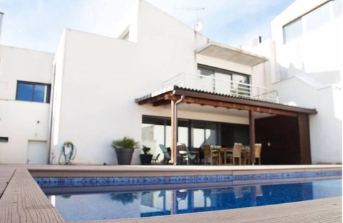 Vallfogona de Balaguer House | Comfortable house with private pool and barbecue for 12 people