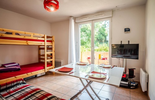 Thonon-les-Bains Apartment | COMFORT GUARANTEED - BIKES/PARKING/PETIT DEJ/NETFLIX - 28 m2 - EXCEPTIONAL SERVICES